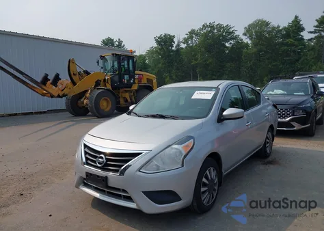 2015 Nissan Versa 1.6 S/1.6 S+/1.6 Sl/1.6 Sv из США, поврежденный, VIN 3N1CN7AP1FL814739